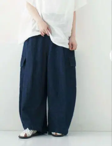 네스트로브 코튼 데님 배럴 팬츠