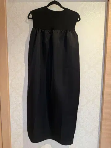 블랙 슬리브리스 원피스 프리 사이즈