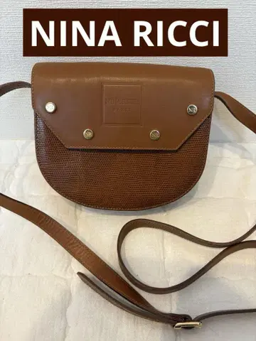 NINA RICCI 브라운 숄더백