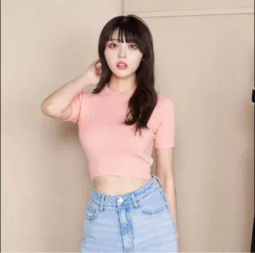 다리치 백리본 파일 니트탑 숏 기장
