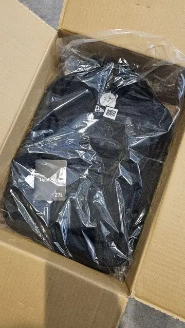 뉴에라 치이카와 (먼작귀) 백팩