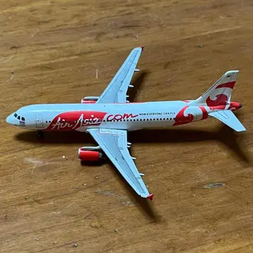 Airbus A320-200 Air Asia 한정판 1:400