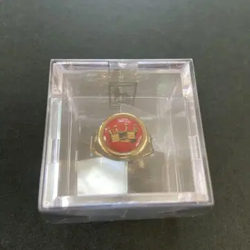 츠네타 다이키 왕관 디자인 빨간색 반지 투명 케이스 포함