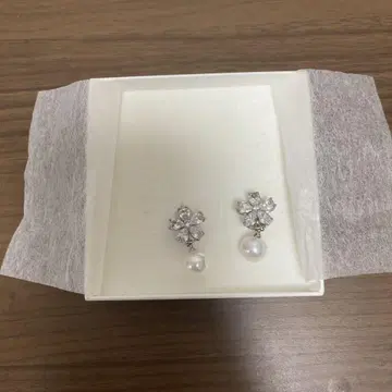 STELLA BRIDAL 귀찌 웨딩