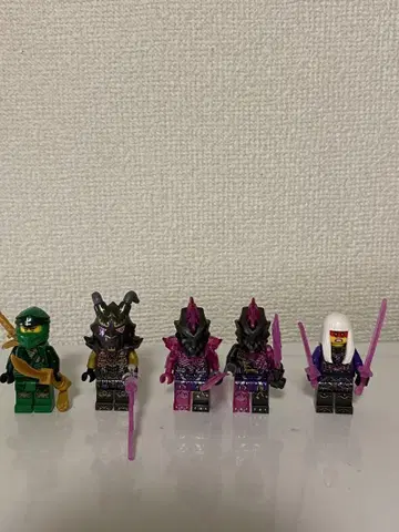 LEGO 크리스탈 킹 미니 피규어