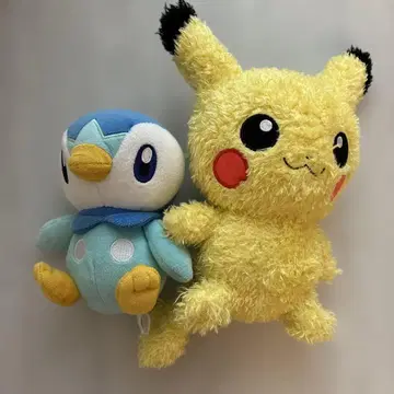 피카츄와 팽도리 봉제 인형 세트