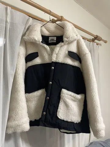 HTH 보아 자켓 화이트/블랙