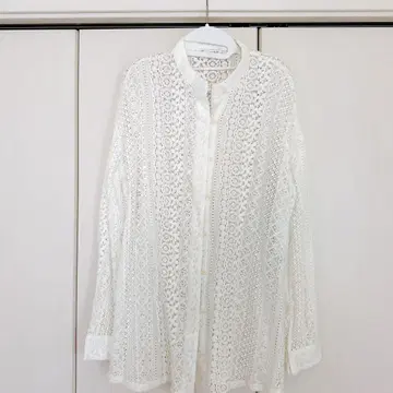 화이트 레이스 긴팔 셔츠