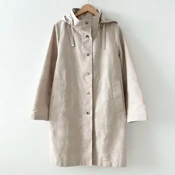 새상품급 MACKINTOSHLONDON 스프링 코트 베이지 38