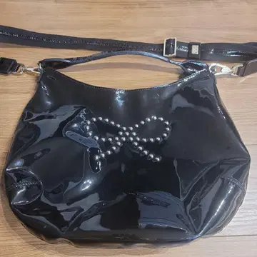 안야 힌드마치 숄더백 블랙