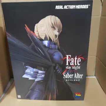 RAH(리얼 액션 히어로) 세이버 알타 1/6 스케일