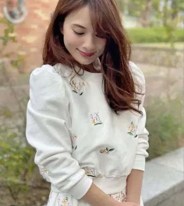 [ 미사용 새상품 ] Chesty 셋업 꽃무늬 자수 S