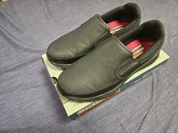 SKECHERS SR 71157 블랙 스니커즈