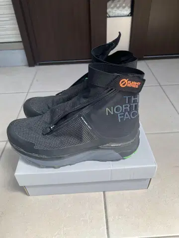 THE NORTH FACE FLIGHT SERIES 스니커즈