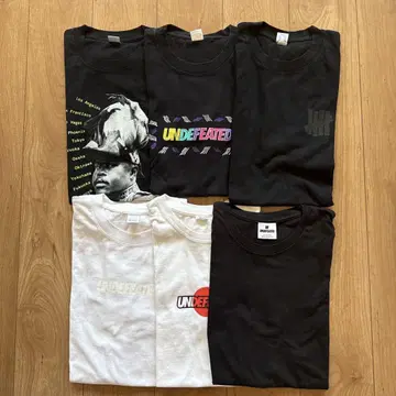 UNDEFEATED 그래픽 T셔츠