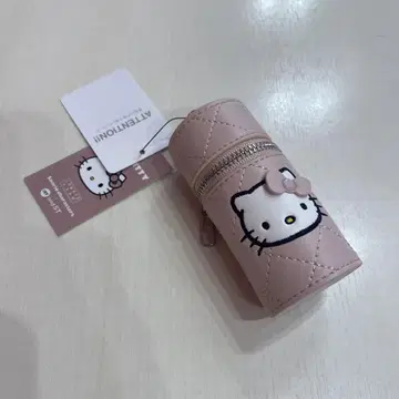LOWRYSFARM 헬로키티 me 퀼팅 립 파우치 키 참