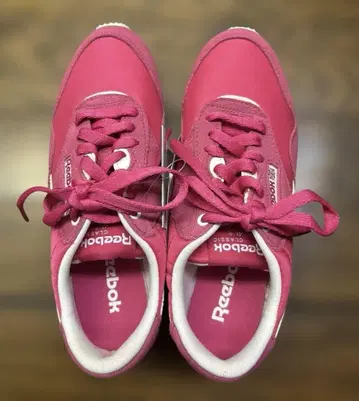 Reebok 클래식 스니커즈 핑크