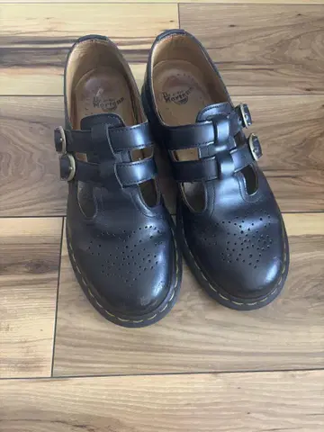 닥터 마틴 블랙 메리 제인