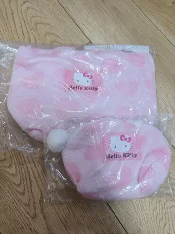 새상품 헬로키티 백 파우치