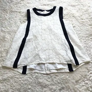 쿠미쿄쿠 레이스 민소매 상의 화이트/네이비