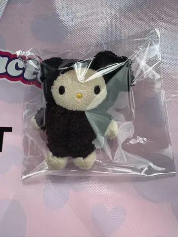 로리즈팜 Me% 토이 키링 헬로키티 인형옷 블랙