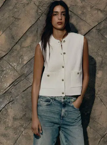 ZARA 크루넥 슬리브리스 탑 베스트 L 사이즈