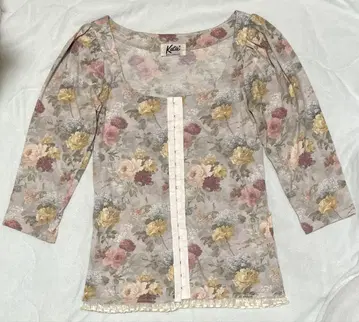Katie flower top