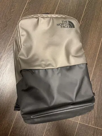 THE NORTH FACE 셔틀 데이팩