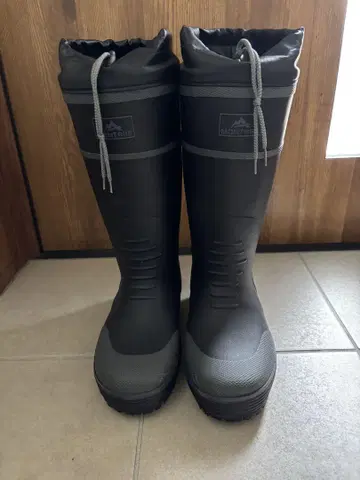 몬트레 남성용 러버 부츠 장화 후드 부착 롱 기장 완전 방수 방한