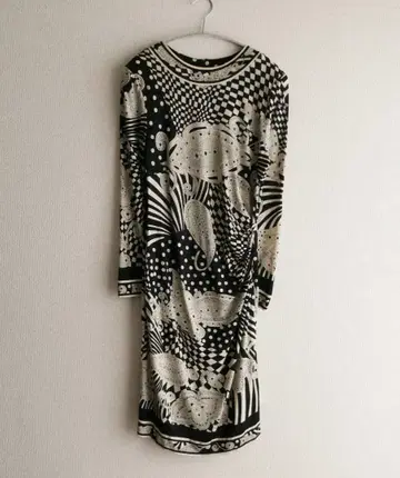 LEONARD 레오나르 울 실크 올 패턴 원피스