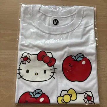 한국 한정판 헬로키티 애플카페 한정판 키티 티셔츠 M size
