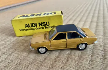 슈코 AUDI 80 미니카