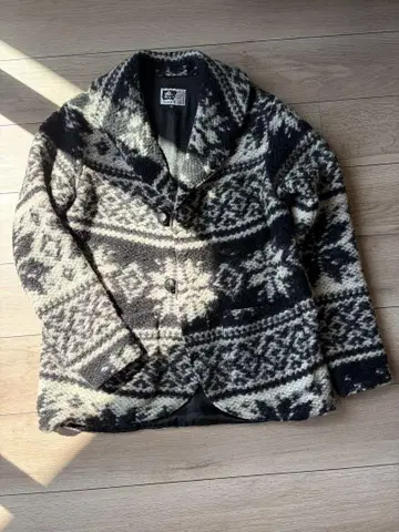 Garments Engineered 노르딕 무늬 니트 자켓 S 사이즈
