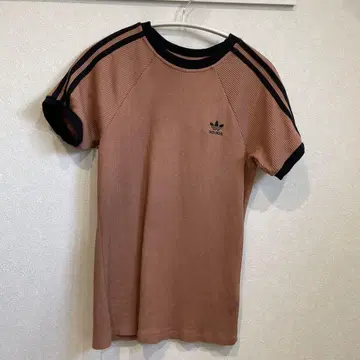 adidas 리브 반팔 T셔츠 브라운