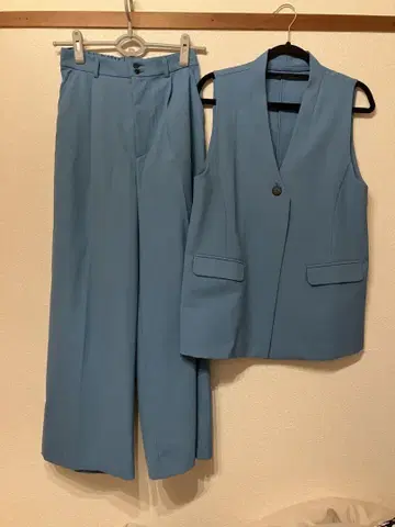 스카이블루 슬리브리스 자켓 와이드 팬츠 셋업