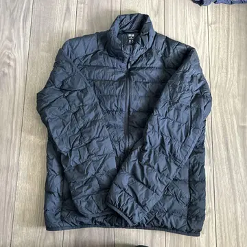 UNIQLO 네이비 다운 자켓 M 사이즈
