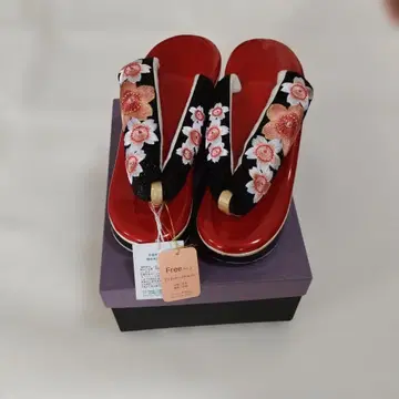 꽃무늬 자수 조리 23.0-24.5cm