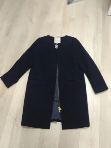 노카라 자켓 네이비 브로치 포함