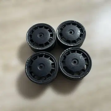 미니 사륜구동 페라 타이어 3