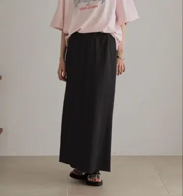 LOWRYSFARM 컷 리브 타이트 스커트 FREE 사이즈