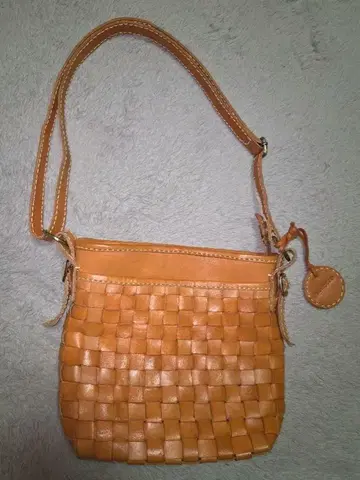 즈케로 Zucchero 뜨개질 숄더백 거의 새상품급