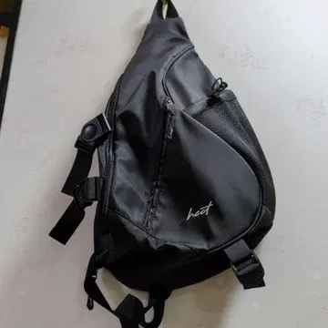 HECT 블랙 나일론 원숄더 백