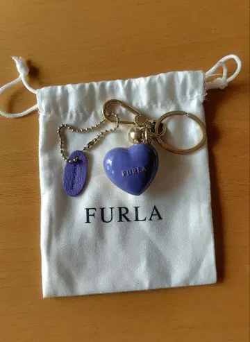 FURLA 하트 모양 키링 퍼플
