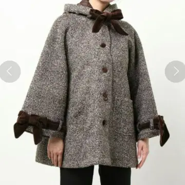 정가 74,800엔 핑크하우스 푸들 보아 코트