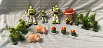 Disney PIXAR 토이 스토리 피규어 ( 낱개 판매 불가 )