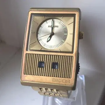 [초레어] Nixon 닉슨 SK-09 골드 90's y2k 작동품
