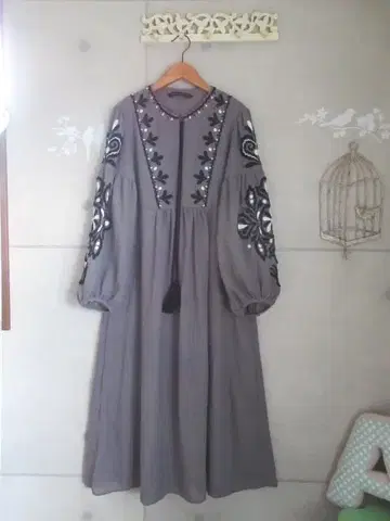 *ZARA 자라* 에스닉 자수 볼륨 소매 원피스