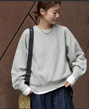 별주 리버스 위브 RE RW100z RAGLAN CN SWEAT