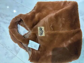 로데오 크라운 브라운 인조 모피 핸드백