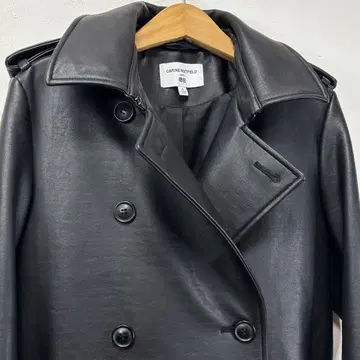 UNIQLO 페이크 가죽 트렌치 코트 자켓 아우터 블랙